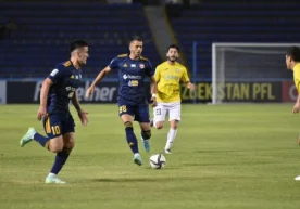 Суперлига 5-турнинг қолдирилган ўйинидан ўрин олган