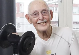Charlz Yugster 95 yoshdan yuqori insonlar o‘rtasidagi