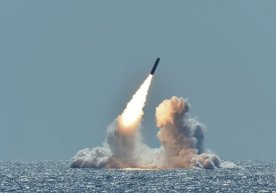 АҚШ Европадан ядро қуролини олиб чиқишдан бош тортди фото