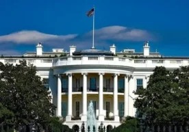 Оқ Уйнинг янги бўлими: журналистлар учун "Матбуот