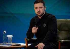 Zelensky: "We hope the war will end this year" фото