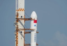 Хитой ўзининг Тиангонг орбитал станциясидаги скафандрларни