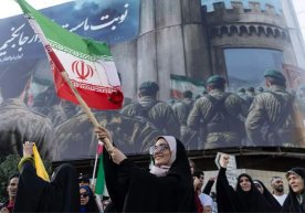 Эрон сиёсий тизимида кескин ўзгаришлар юз бермоқда.