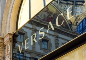 Фото: «News.ru» Италиянинг Versace модалар уйи сотувга