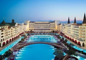 Фото: 7 юлдузли Maran Palace меҳмонхонаси Туркияда 2020