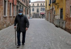 Foto: Financial Times Italiyalik olimlar Janluka Rinaldi