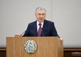 Shavkat Mirziyoyev raisligida birinchi yarim yillik yakunlari bo‘yicha yig‘ilish boshlandi фото