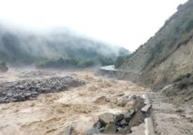 “O‘zgidromet” kuchli yomg‘ir sabab hududlarni suv bosishidan ogohlantirdi фото