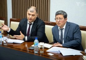 O‘zbekistonda pulli yo‘llar bo‘yicha qonun loyihasi ishlab chiqiladi фото