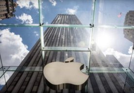 Apple компанияси Samsung корхонасидан патент бўйича