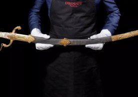 Париждаги машҳур Hotel Drouot кимошди майдончасида Франция