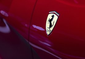 Ferrari birinchi avtomobili chiqarilganligining 70 yilligini nishonlamoqda фото