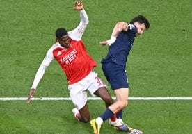 Le défenseur d'Arsenal Cristhian Mosquera s'est