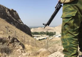 Қирғизистон-Тожикистон давлат чегарасида ўқотар қуролдан