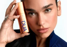 Машҳур қўшиқчи Дуа Липа ўзининг шахсий юз парвариши