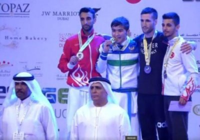 O‘zbekistonlik karatechi Dubaydagi nufuzli musobaqada oltin medalni qo‘lga kiritdi фото