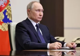 Россия президенти Владимир Путин ҳукумат аъзолари билан