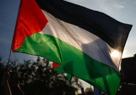 Буюк Британия Фаластинни давлат сифатида тан олди. Шундан