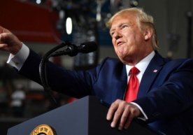 АҚШ президенти Дональд Трамп Манчестердаги (Нью-Гэмпшир