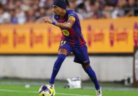 “Барселона” спорт директори Деку вингер Рафинья Диас