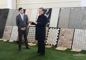 Shavkat Mirziyoyev: mahsulot tannarxini kamaytirish orqali jahon bozoriga chiqish kerak фото