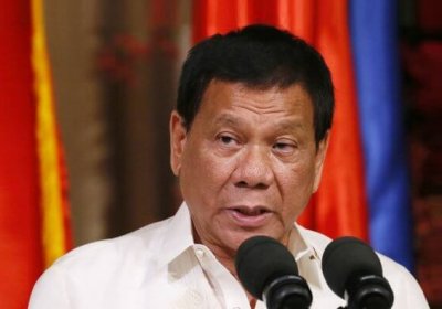 Filippin prezidenti karantinni buzganlarni otib tashlash bilan qo‘rqitdi фото