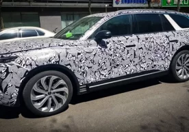 Фото: Autohome Интернетда BMW Х7’га рақобатчи бўлиши