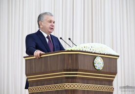 Президент: Навоий иқтисодиёти 9-ўриндан 3-ўринга чиқиб, 82 трлн сўмга етди фото