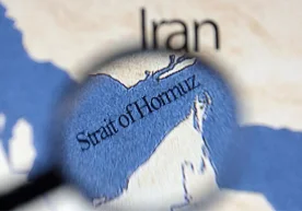 Ҳўрмуз бўғози атрофида юзага келган кескин вазият