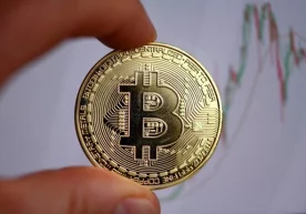 Bitkoin qiymati o‘tgan yil oktabr oyidan beri ilk bor 10
