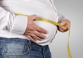 Eliminate these 3 foods from your diet to avoid gaining weight after 40 фото