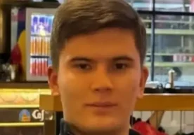 Kazakistanlı genç bir vatandaş, Birleşik Arap