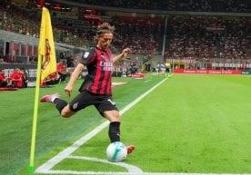 «Милан» клуби ярим ҳимоячи Лука Модричнинг келажаги бўйича