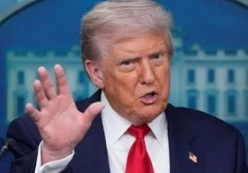 АҚШ президенти Доналд Трамп Россия раҳбари Владимир Путин