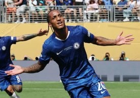 Англия Премьер-лигасининг 10-тури доирасида бўлиб ўтган