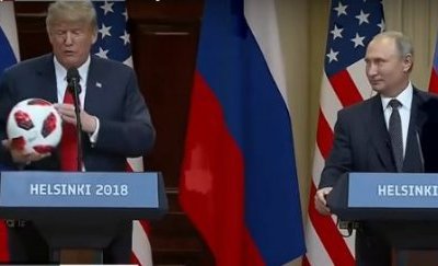 Трамп Путин совға қилган тўпни хотинига отди (+видео) фото
