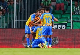 Ла Лиганинг 26-турида «Валенсия» ўз майдонида «Осасуна»ни