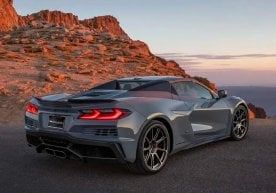 Corvette E-Ray эндиликда ҳақиқий йўл монстери фото