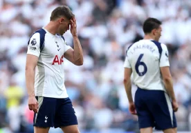 Tottenxem raisi Piter Charrington klub muxlislariga
