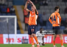 “Истанбул Башакшеҳир” сафида тўп сураётган Бертуғ Йилдирим