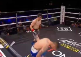 Профессионал боксчимиз Элнур Абдураимов Golden Boy Fight