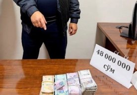 Фарғона вилоятида суд бошқарувчисининг ёрдамчиси пора