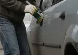 Андижон вилоятида автомашиналарнинг салонида ўғирлик