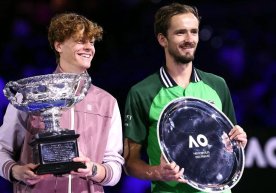 Sinner Medvedev bilan bahsda kambek qilib, Australian Open g‘olibiga aylandi фото