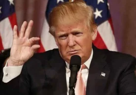AQSh prezidenti Donald Trampning Quronni tinglayotgan