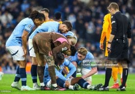 "Manchester City" defender Manuel Akanji was seriously injured фото