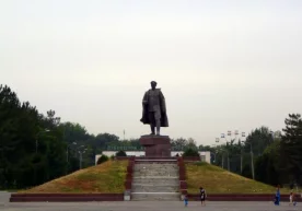 Ўзбекистон президенти Шавкат Мирзиёев Наманган вилоятига