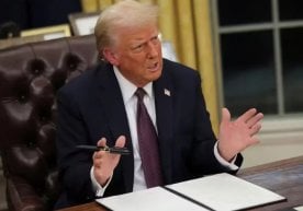 Трамп юксак даромадлиларга солиқни оширишни таклиф қилмоқда фото