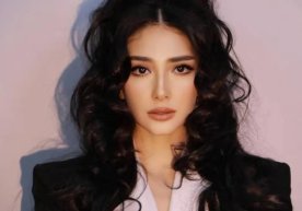 Машҳур актриса ва хонанда Зарина Низомутдинова янги йил