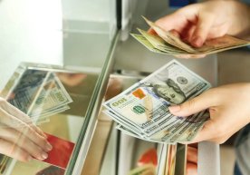 Марказий банк жамоатчилик муҳокамасига АҚШ долларини нақд